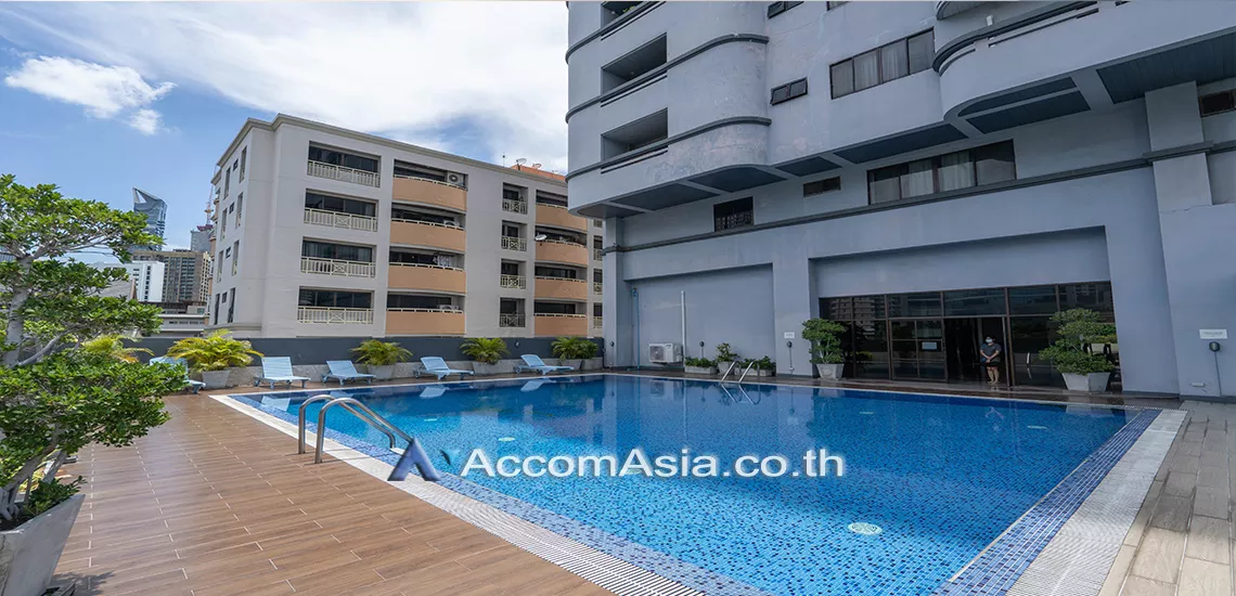  1  3 br Apartment For Rent in Sukhumvit ,Bangkok BTS Phrom Phong at Exudes classic comfort AA15291