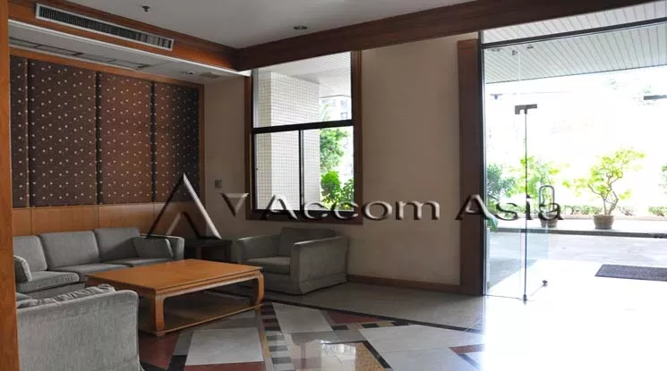  3 br Apartment For Rent in Ploenchit ,Bangkok BTS Ploenchit at Easily Access to BTS and Express Way 1420745