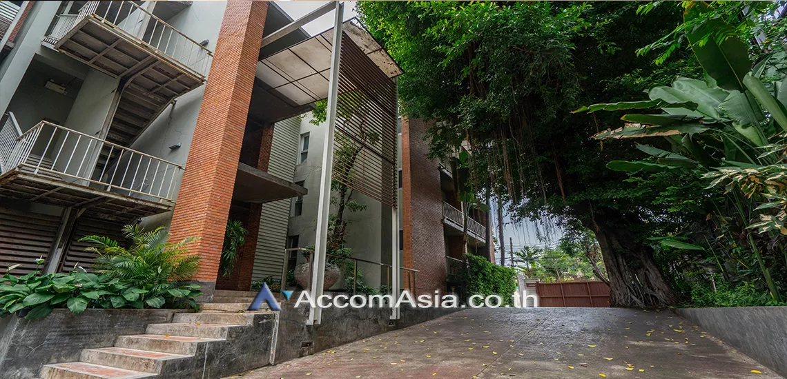  2 br Apartment For Rent in Sukhumvit ,Bangkok BTS Ekkamai at Green atmosphere 98554