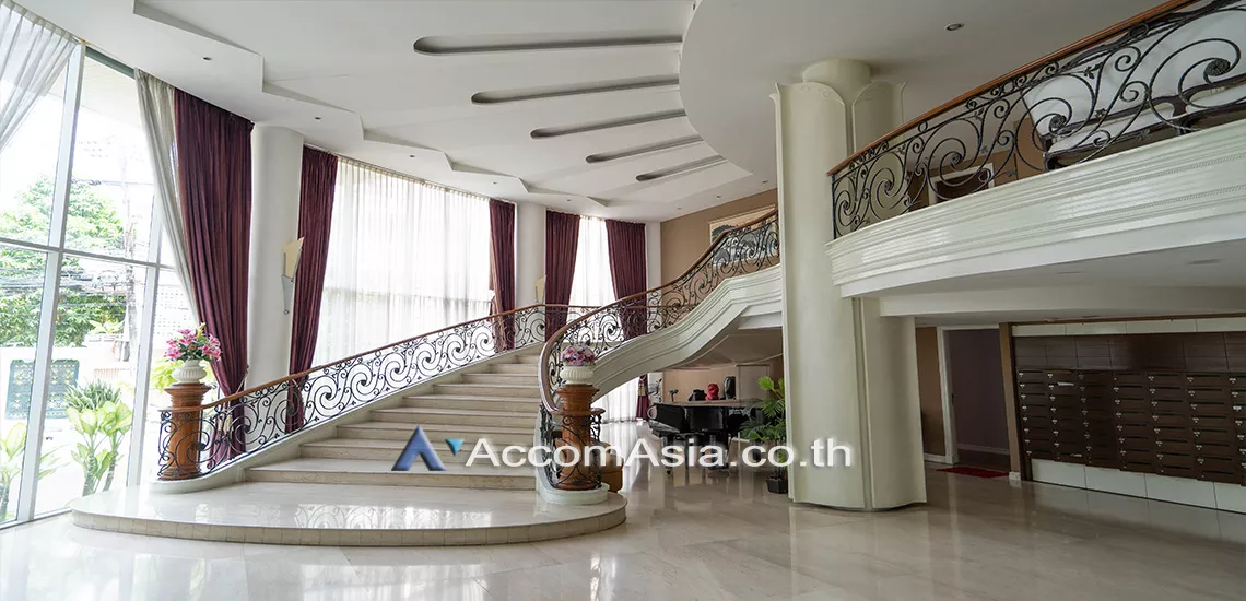  1 br Apartment For Rent in Sukhumvit ,Bangkok BTS Ekkamai at Classy Residence 1511056
