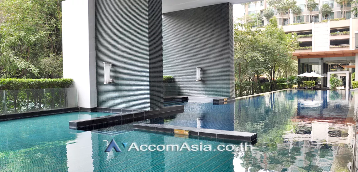  2 br Condominium For Sale in Ploenchit ,Bangkok BTS Chitlom at The Address Chidlom AA31210