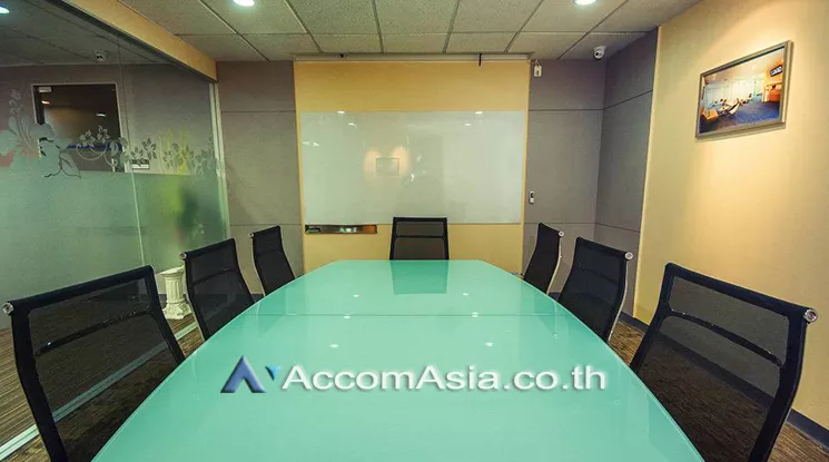  Office Space For Rent in Sukhumvit ,Bangkok BTS Asok - MRT Sukhumvit at Service Office Space For Rent AA20500