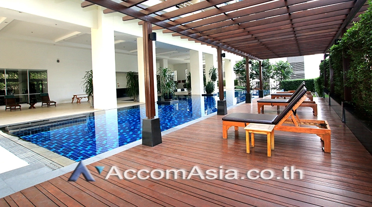 project 2 Bedrooms  Condominium For Rent in Ploenchit, Bangkok  near BTS Ratchadamri (AA44889)