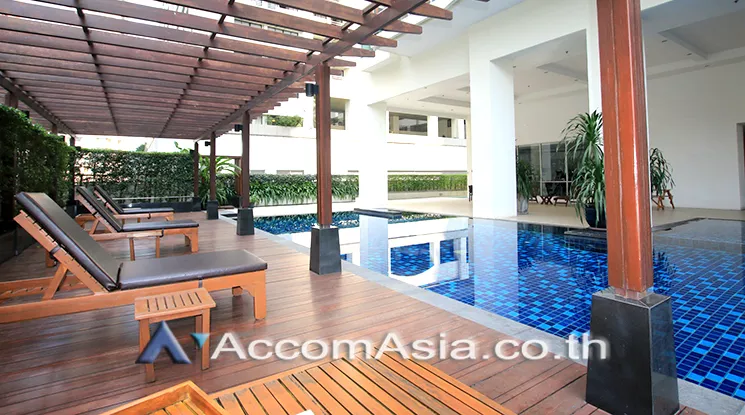  2 br Condominium For Sale in Ploenchit ,Bangkok BTS Ratchadamri at The Rajdamri AA23574