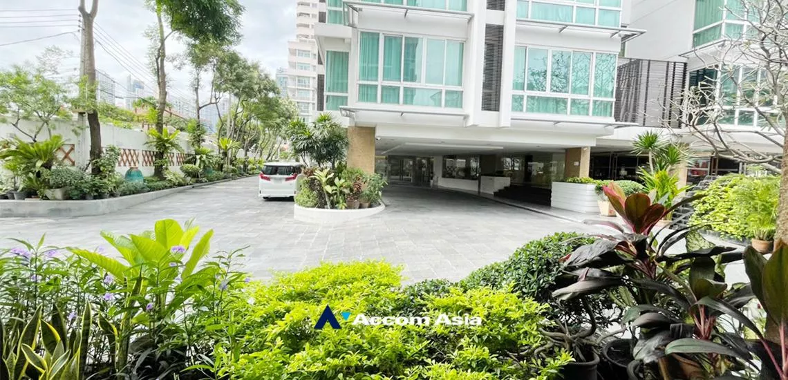  3 br Condominium For Sale in Sukhumvit ,Bangkok BTS Phrom Phong at Belgravia Residences AA35820
