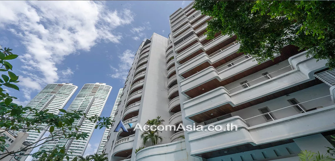  4 br Apartment For Rent in Sukhumvit ,Bangkok BTS Asok - MRT Sukhumvit at Newly renovated modern style living place 1001601