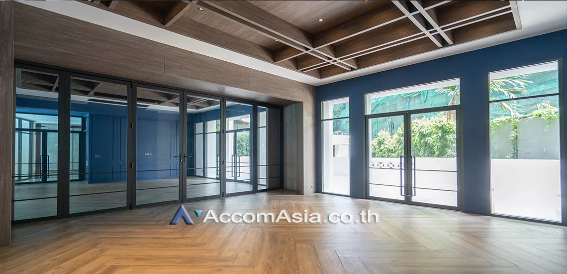  4 br Apartment For Rent in Sukhumvit ,Bangkok BTS Asok - MRT Sukhumvit at Newly renovated modern style living place 1413315