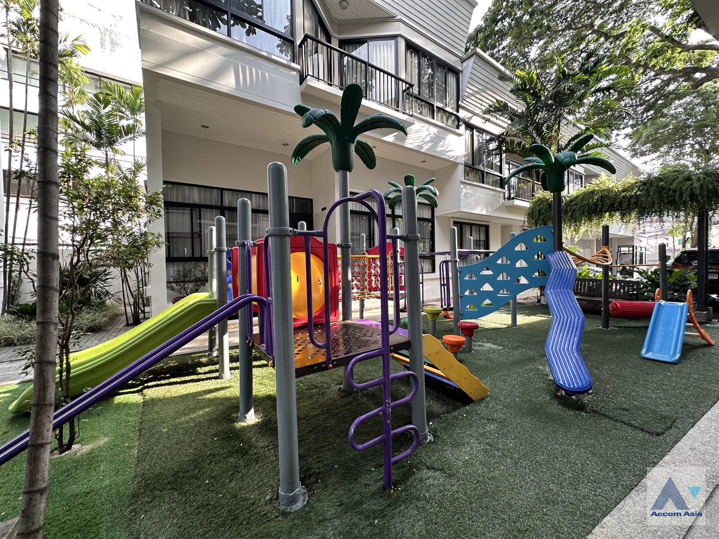 7 The urban forestry residence - House - Sukhumvit - Bangkok / Accomasia