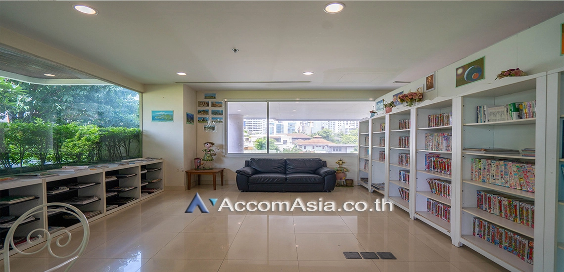  3 br Apartment For Rent in Sukhumvit ,Bangkok BTS Phrom Phong at Fully Furnished Suites AA26684