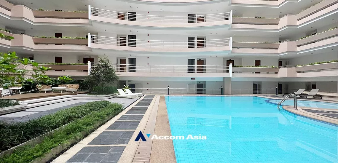  3 br Condominium For Rent in Ploenchit ,Bangkok BTS Ploenchit at Navin Court AA32243