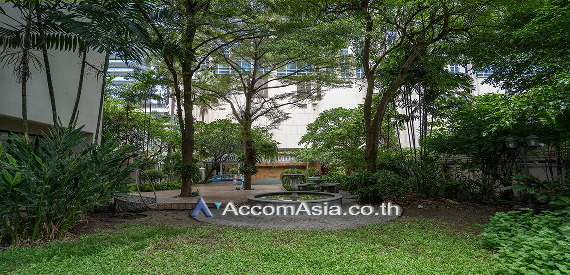  3 Set on Landscape Court Yard - Apartment - Witthayu - Bangkok / Accomasia
