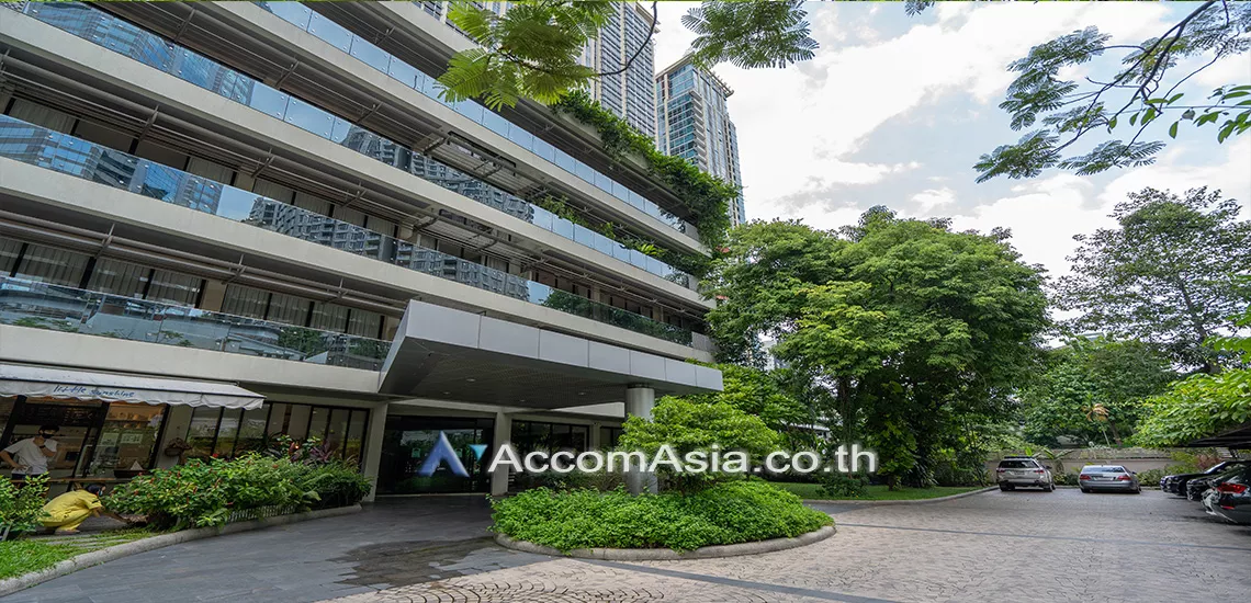  3 br Apartment For Rent in Ploenchit ,Bangkok BTS Ploenchit at Set on Landscape Court Yard 10269