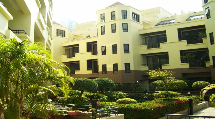 4 br Townhouse For Rent in Sukhumvit ,Bangkok BTS Phrom Phong at Townhouse in compound AA26434