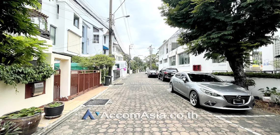  3 br House For Rent in Sukhumvit ,Bangkok BTS Phra khanong at Home Place Sukhumvit 71 AA18285