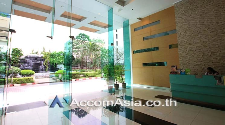 9 Sukhumvit Living Town - Condominium -  - Bangkok / Accomasia
