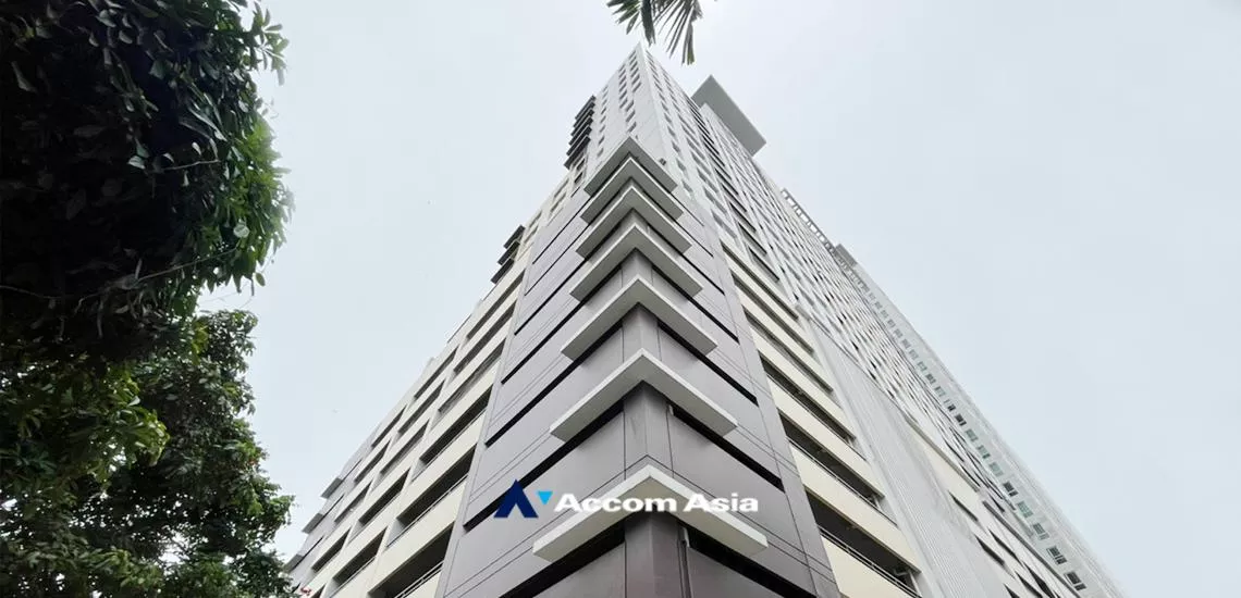  3 br Condominium For Sale in Phaholyothin ,Bangkok BTS Victory Monument at The Complete Ratchaprarop AA32383
