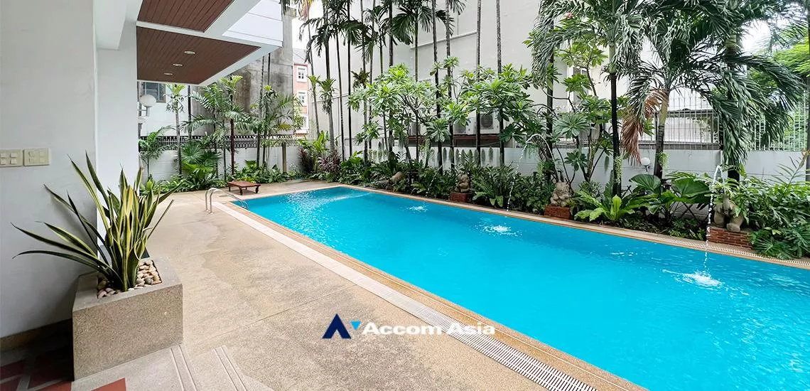  3 br Apartment For Rent in Sathorn ,Bangkok MRT Khlong Toei at Privacy One Unit per Floor 1414996