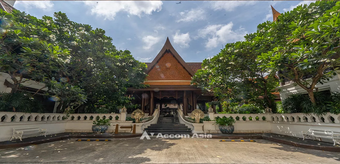  3 br House For Rent in Sukhumvit ,Bangkok BTS Phrom Phong at Unique Thai House 1715060