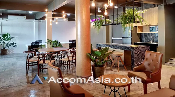  Office Space For Rent in Sukhumvit ,Bangkok BTS Asok - MRT Sukhumvit at OTW Service Office AA24651