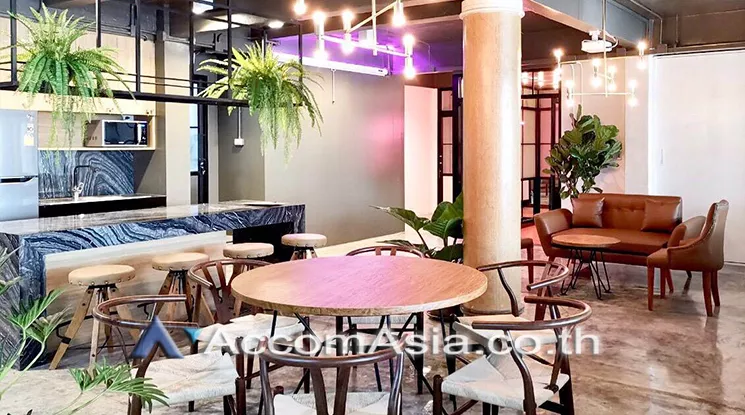  2 OTW Service Office - Office Space - Sukhumvit - Bangkok / Accomasia