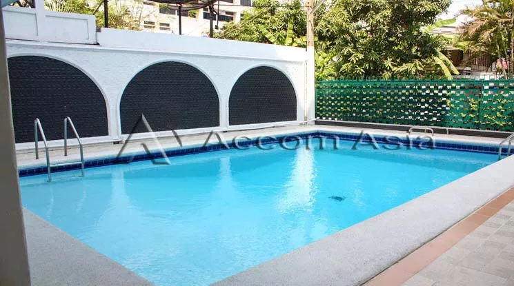  2 br Apartment For Rent in Sukhumvit ,Bangkok BTS Nana at The Cozy of living 1416475