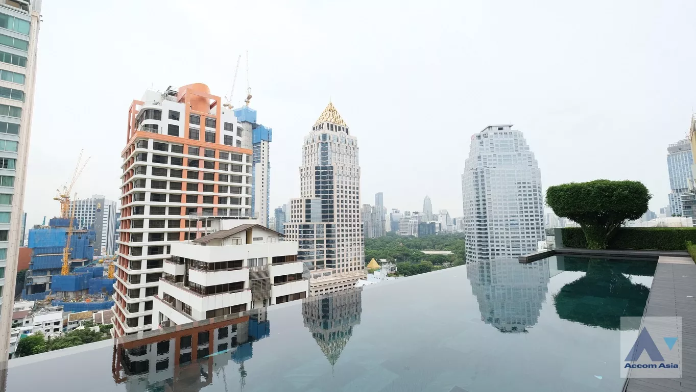  1 br Condominium For Sale in Silom ,Bangkok BTS Sala Daeng - MRT Silom at Saladaeng Residences AA25805