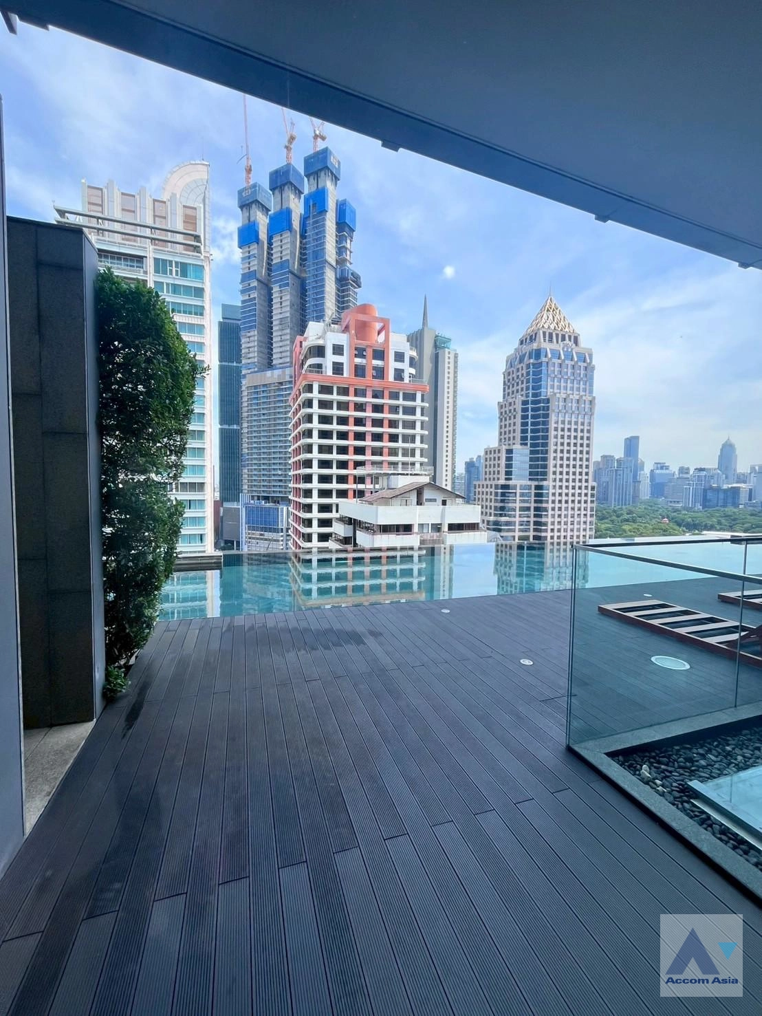  2 br Condominium For Sale in Silom ,Bangkok BTS Sala Daeng - MRT Silom at Saladaeng Residences 1520218