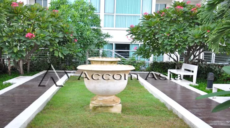  2 br Condominium For Rent in Sukhumvit ,Bangkok BTS Phra khanong at Le Luk AA39424