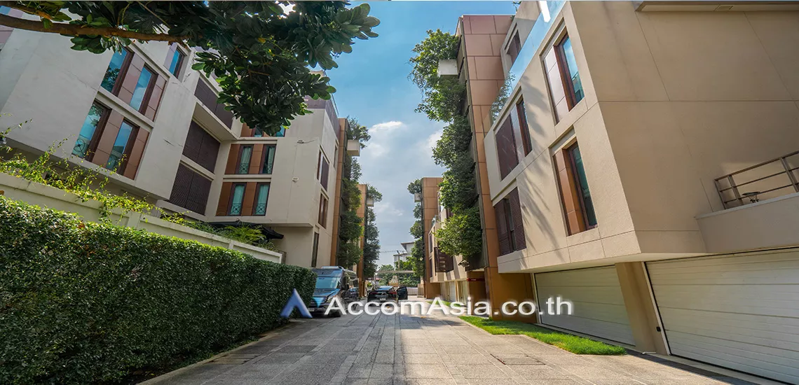  2 Baan Lux Sathorn - Condominium - Yen Akat - Bangkok / Accomasia