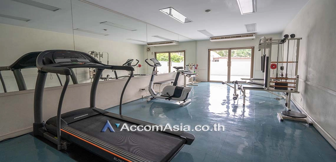  4 br Apartment for rent and sale in Sukhumvit ,Bangkok BTS Phrom Phong at 10 Mins from BTS with Shuttle Bus Service AA32215