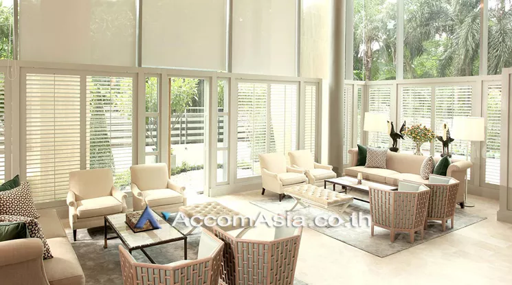  2 br Condominium For Sale in Ploenchit ,Bangkok BTS Ploenchit at Oriental Residence Bangkok AA20850