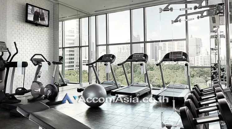  2 br Condominium For Sale in Ploenchit ,Bangkok BTS Ploenchit at Oriental Residence Bangkok AA20850