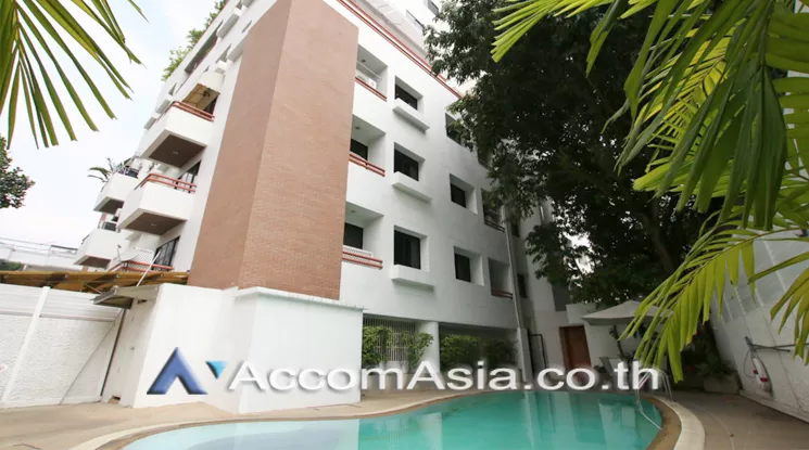  3 br Condominium For Sale in Ploenchit ,Bangkok BTS Ploenchit at La Maison Ruamrudee AA33551