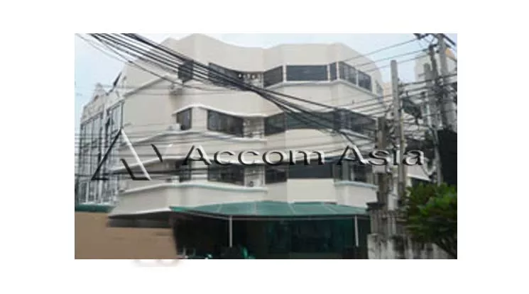  3 Low Rised Building - Apartment - Sukhumvit - Bangkok / Accomasia