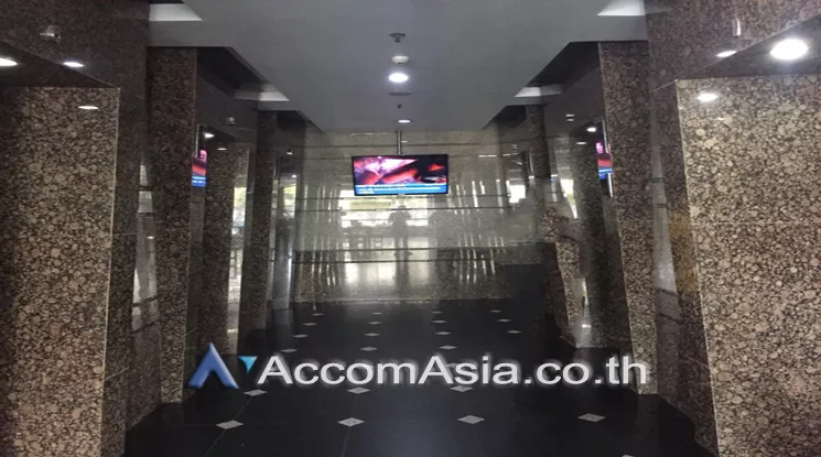  3 SSP Tower I - Office Space - Sukhumvit - Bangkok / Accomasia