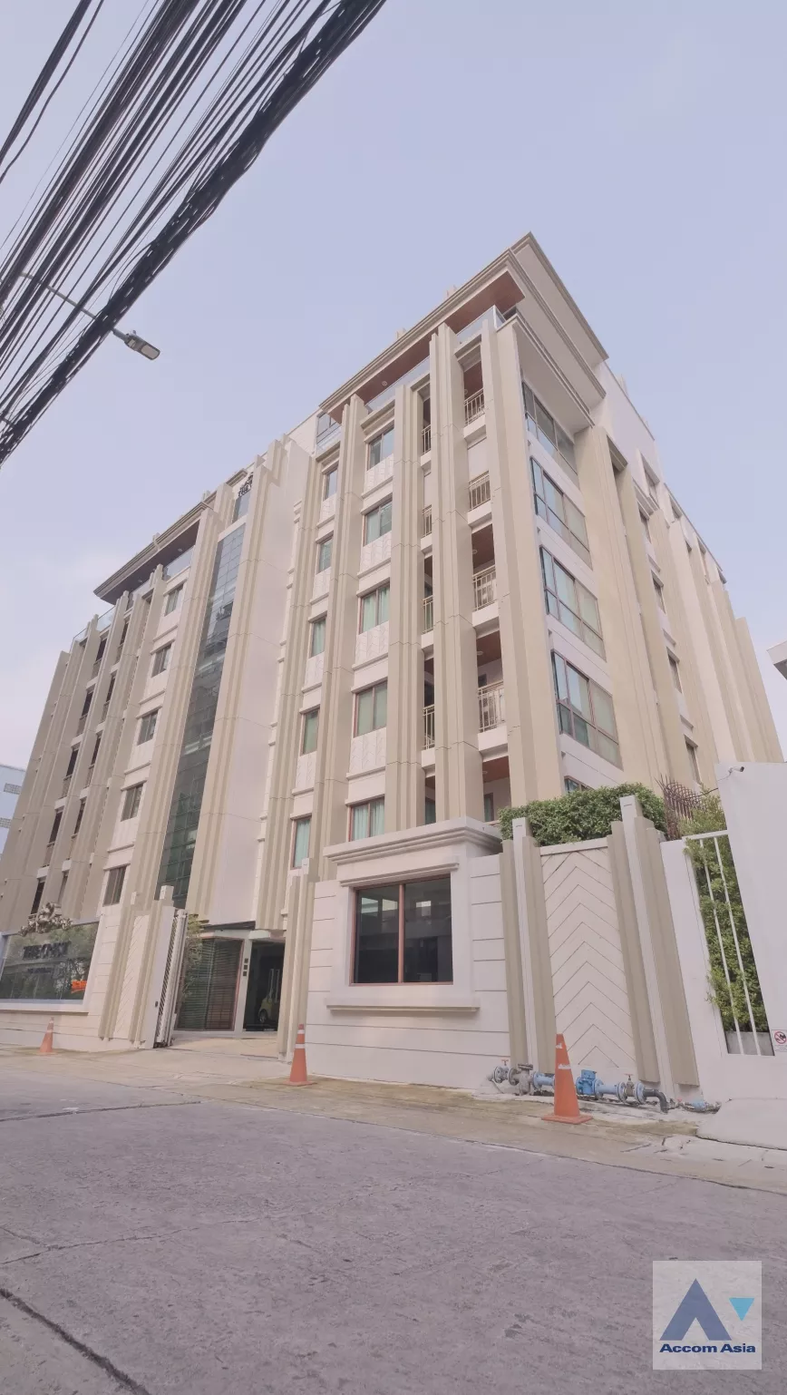  1 br Condominium For Rent in Ploenchit ,Bangkok BTS Ploenchit at The Crest Ruamrudee AA12925