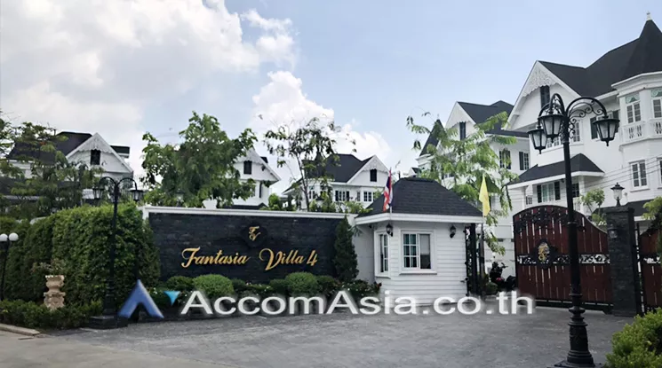 4 br House For Rent in Bangna ,Bangkok  at Fantasia Villa 4 AA33539