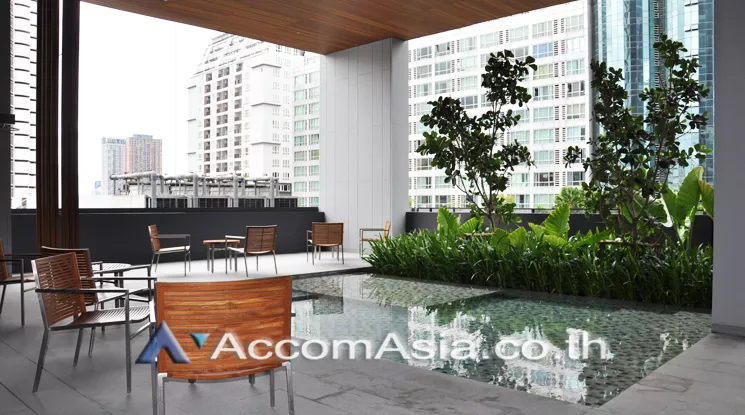  1 Bedroom  Condominium For Sale in Sukhumvit, Bangkok  near BTS Nana (AA24532)