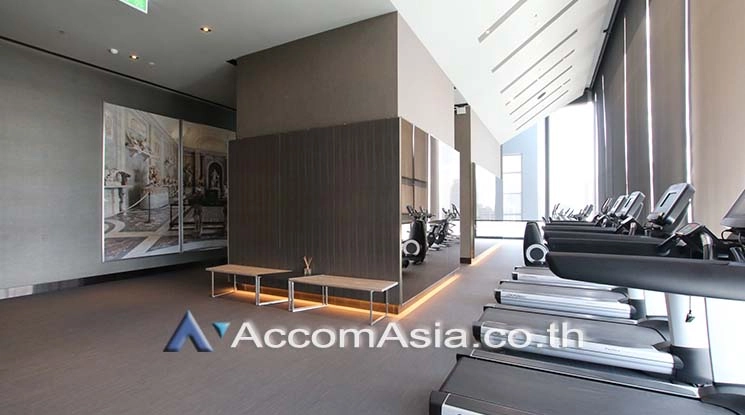 3 br Condominium For Sale in Silom ,Bangkok BTS Surasak at The Diplomat Sathorn AA38281