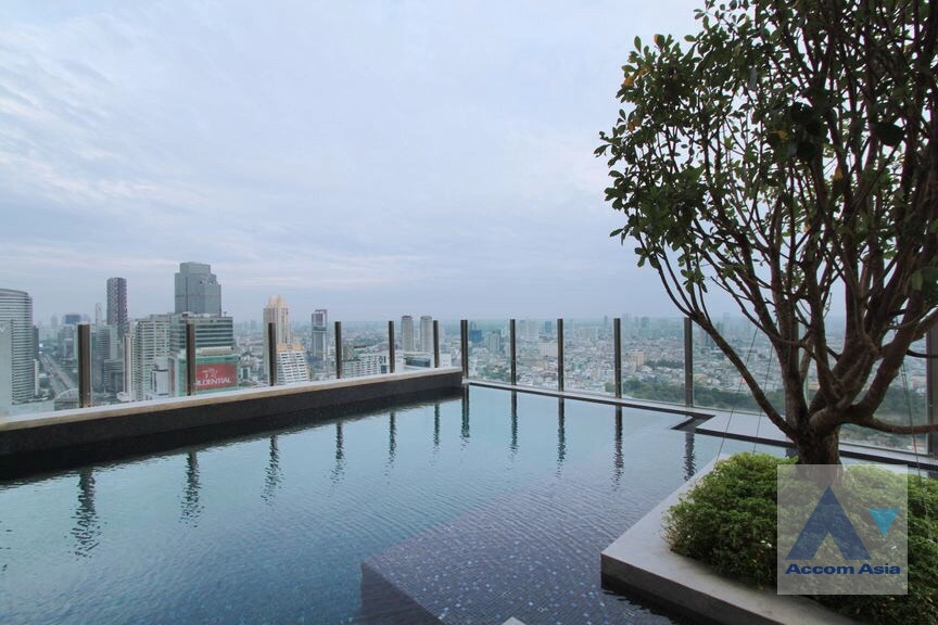  3 br Condominium For Sale in Silom ,Bangkok BTS Surasak at The Diplomat Sathorn AA38281