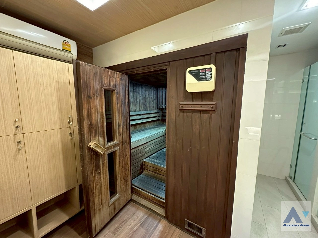 12 Contemporary Lifestyle - Apartment - Sukhumvit - Bangkok / Accomasia