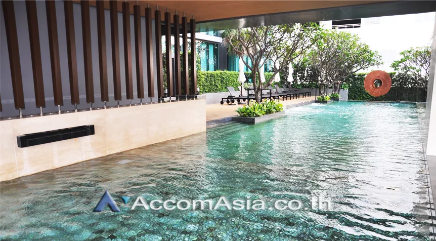  1 br Condominium for rent and sale in Sukhumvit ,Bangkok BTS Asok at The Room Sukhumvit 21 AA12620