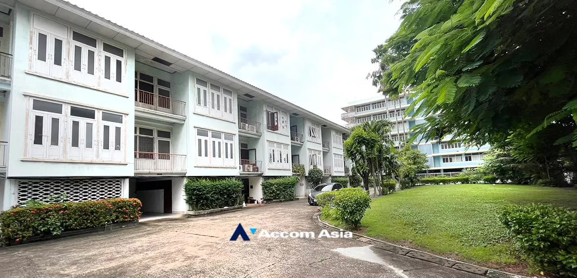  1 Greenery House - Townhouse - Sukhumvit - Bangkok / Accomasia