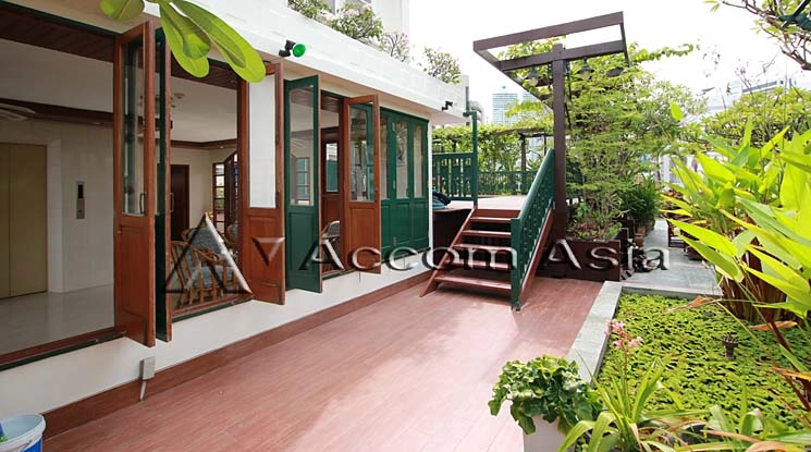  3 br Apartment for rent and sale in Sukhumvit ,Bangkok BTS Phrom Phong at Good maintained AA45046