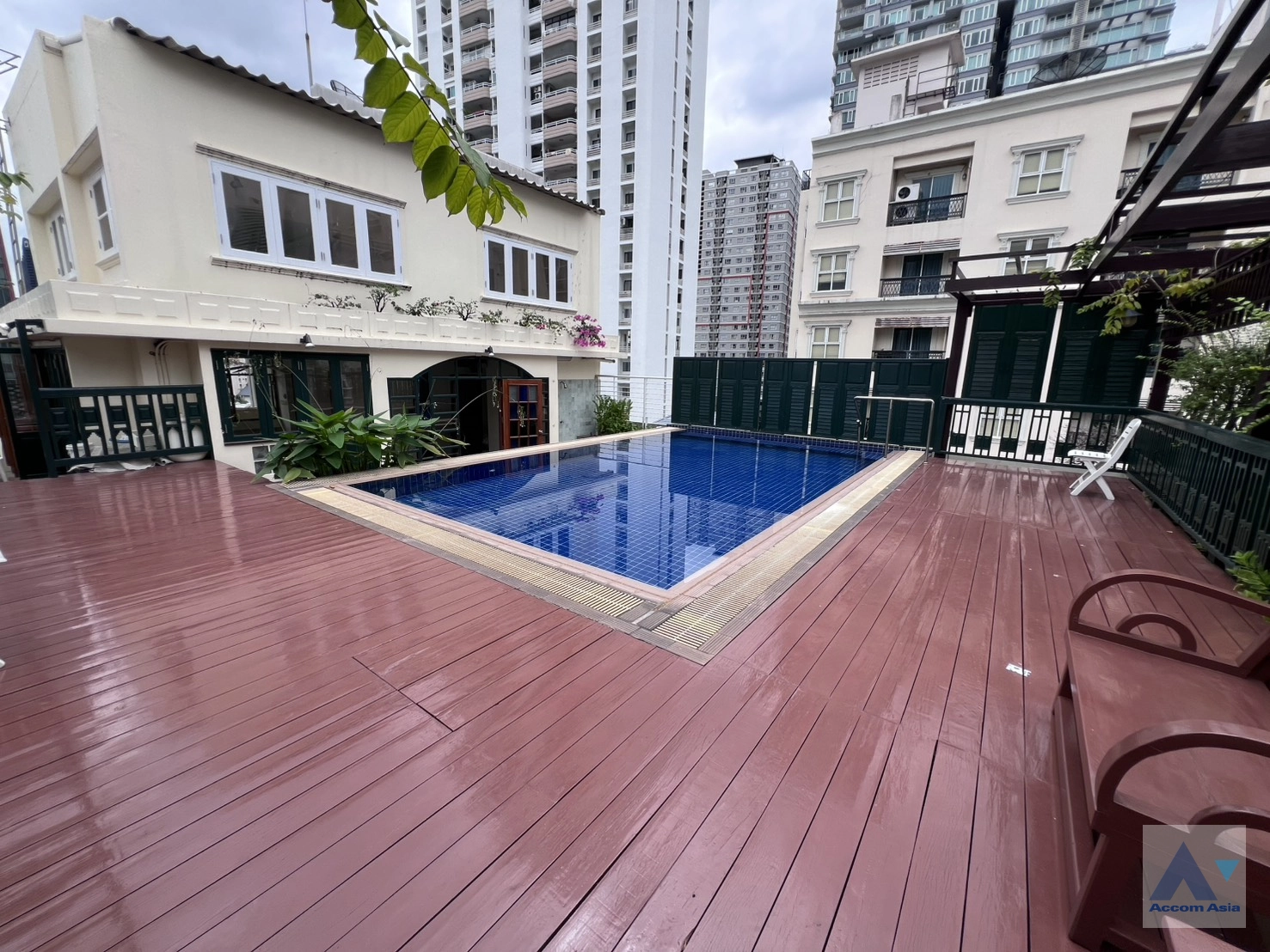  3 br Apartment for rent and sale in Sukhumvit ,Bangkok BTS Phrom Phong at Good maintained AA45046