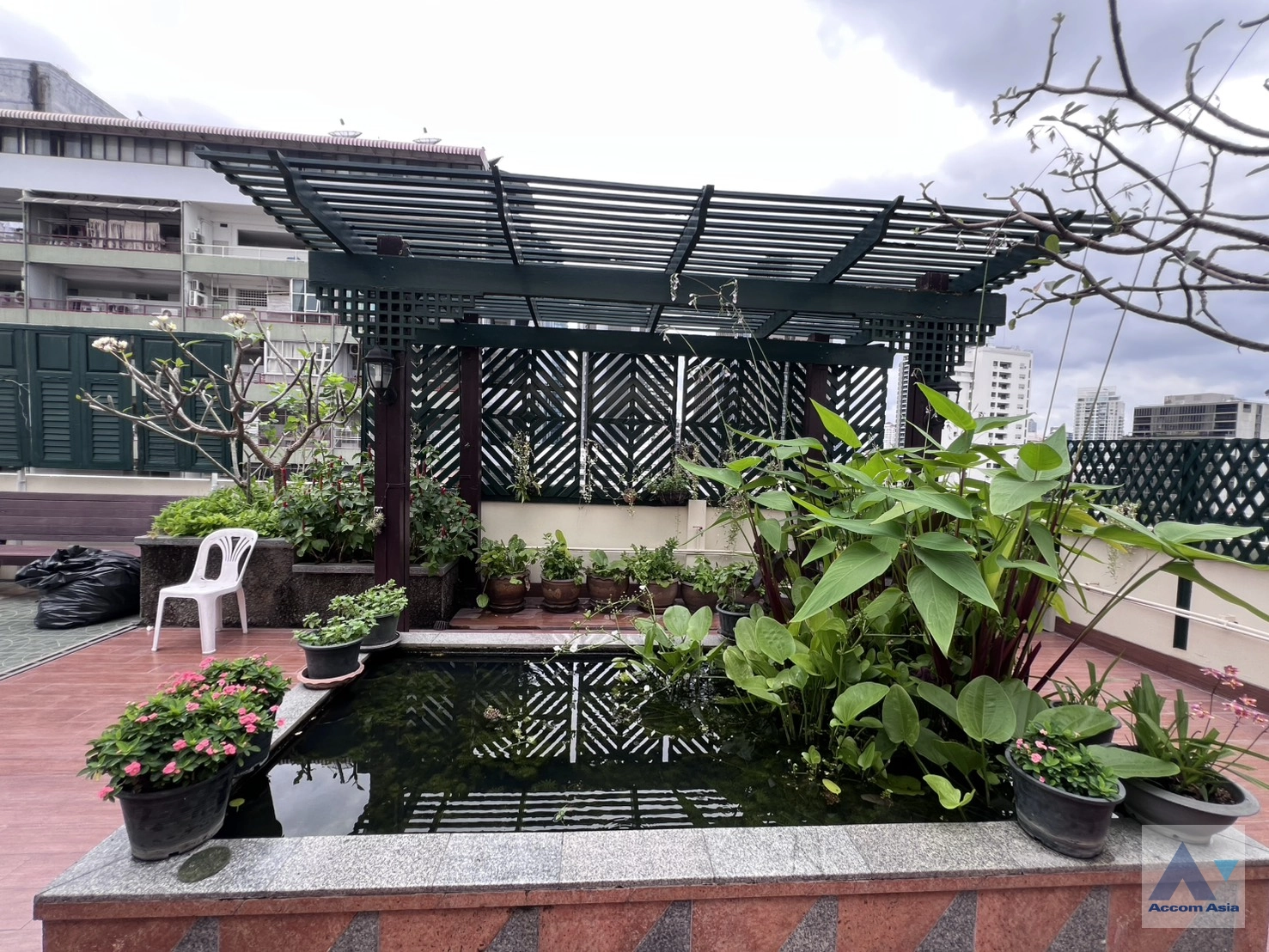  3 br Apartment for rent and sale in Sukhumvit ,Bangkok BTS Phrom Phong at Good maintained AA45046
