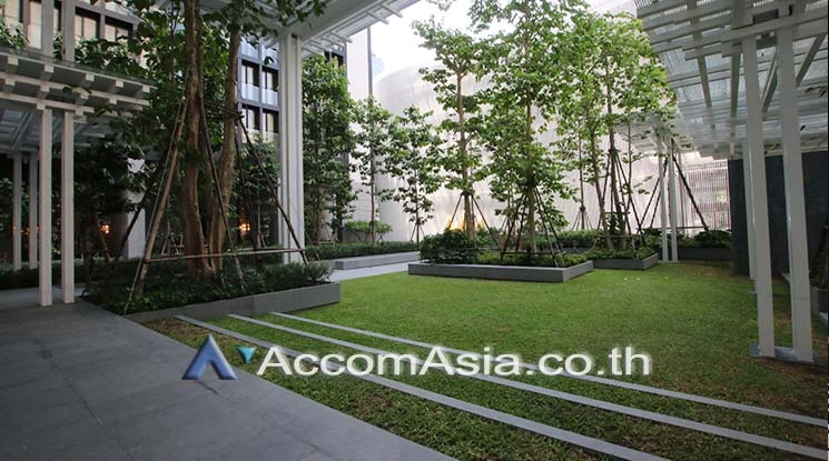 2 br Condominium For Rent in Ploenchit ,Bangkok BTS Ploenchit at Noble Ploenchit AA23327