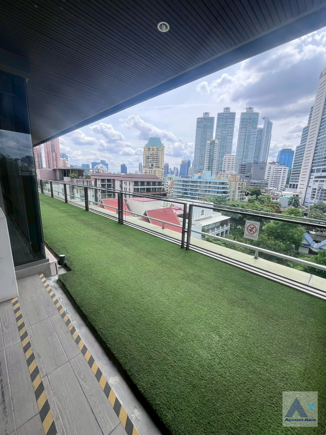 9 Modern Living Style - Apartment - Sukhumvit - Bangkok / Accomasia