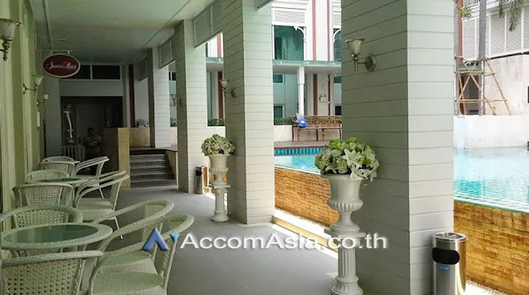  2 br Condominium For Sale in Ratchadapisek ,Bangkok  at Leticia Rama 9 AA20284