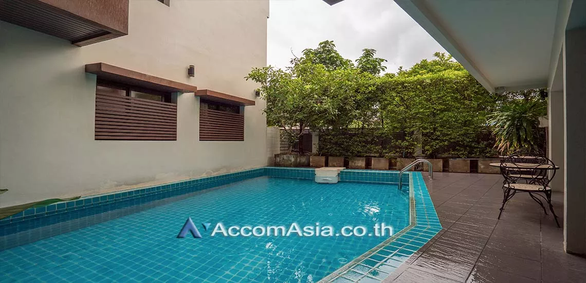  3 br Apartment For Rent in Sukhumvit ,Bangkok BTS Phrom Phong at Glorious outdoor area AA12338